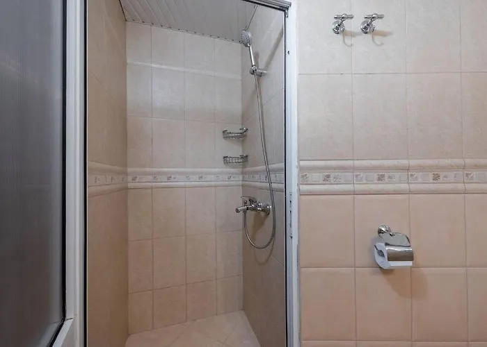 아파트 Vazov , Two Bedroom Centre 바르나