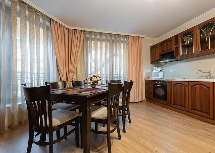 아파트 Vazov , Two Bedroom Centre 바르나