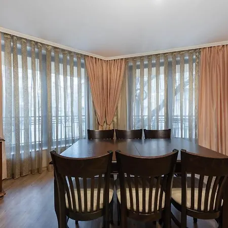 Vazov , Two Bedroom Centre Appartement *